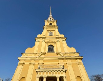 Пешеходная экскурсия по Петропавловской крепости - уникальные открытия и впечатления ждут вас!