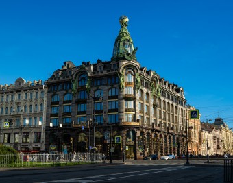 Экскурсия по Невскому проспекту: от Дворцовой площади до дома Зингер