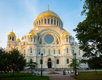 Кронштадт: Морской собор и остров фортов