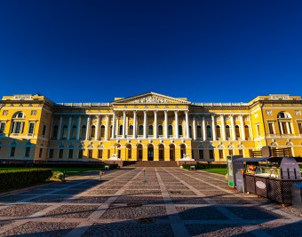 Экскурсия на выставку "Великая" в Русском музее